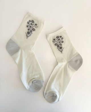 Bouquet Embroidered Sheer Crew Socks